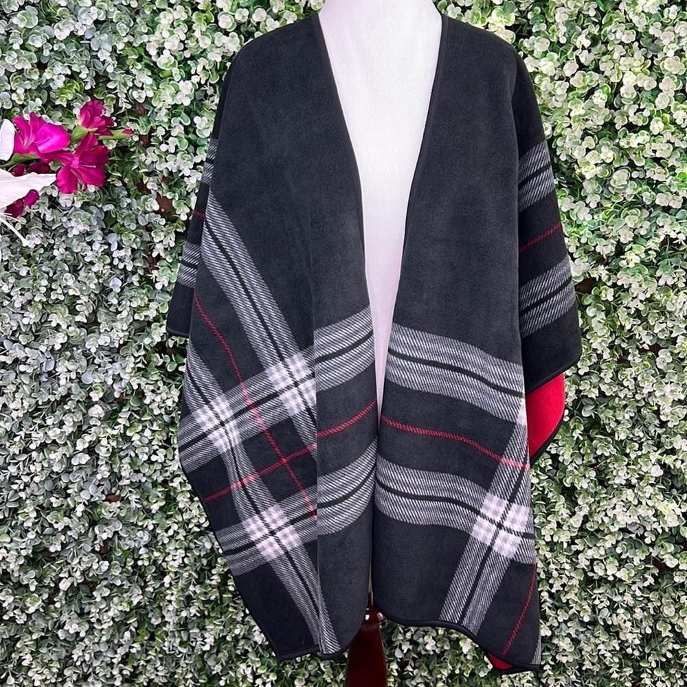 Ike Behar Women’s Black Red Plaid Wrap Poncho Shawl LIKE NEW